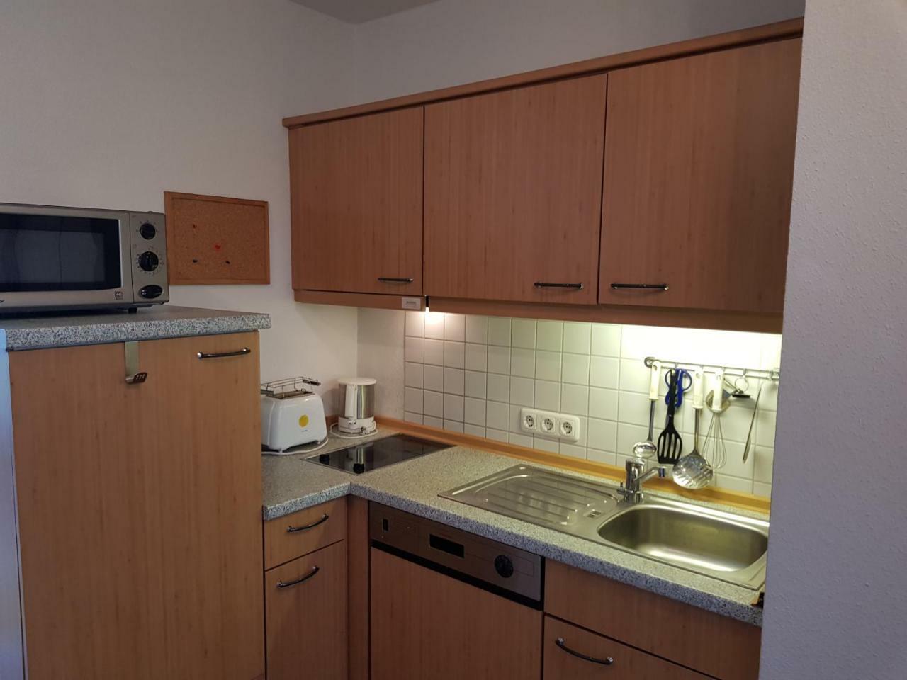 Ferienwohnung 4 Im Haus Am See Mit Wintergarten Und Terrasse Seedorf  Стая снимка